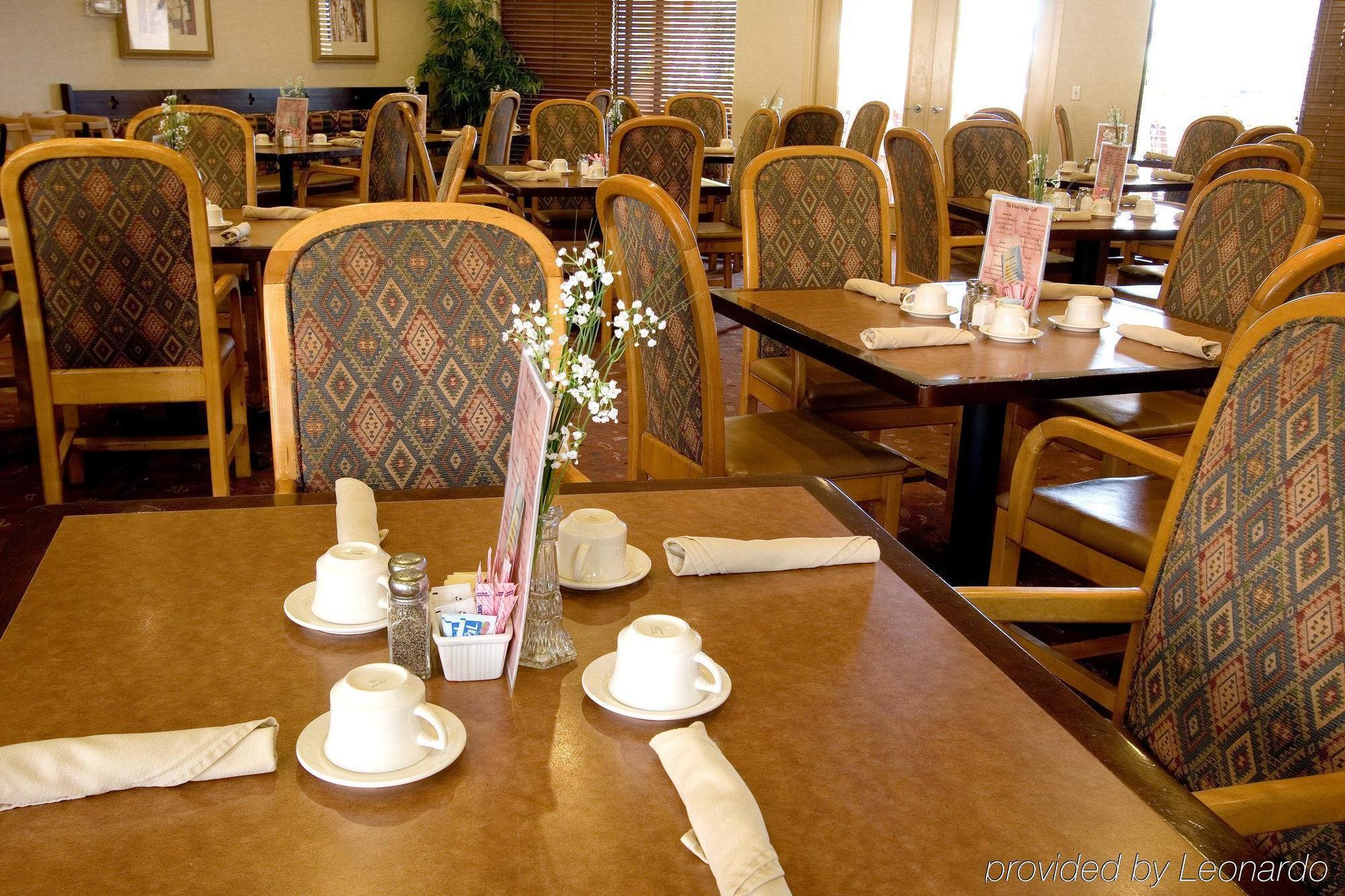 Best Western Plus Scottsdale Thunderbird Suites Restaurant foto