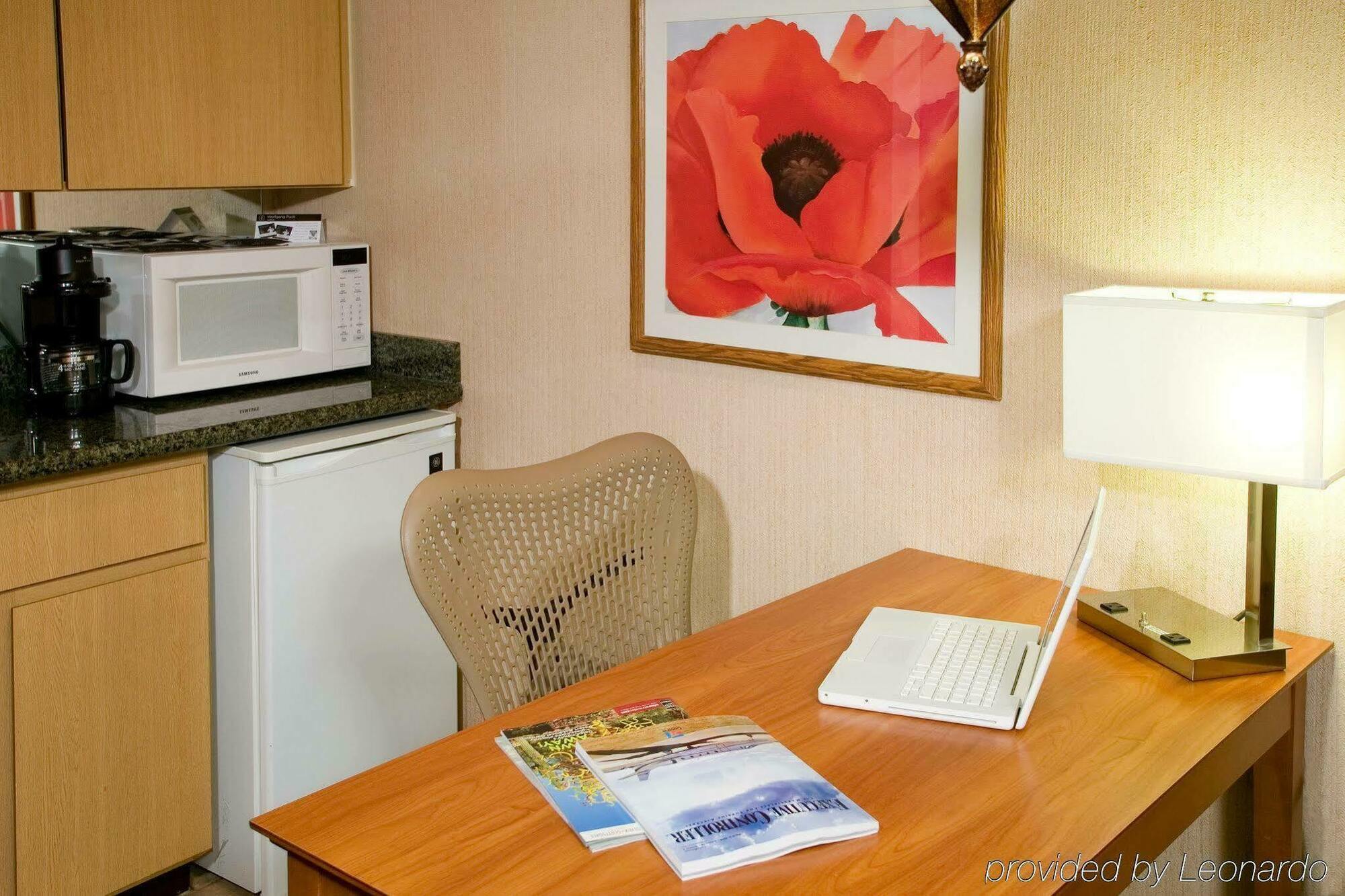 Best Western Plus Scottsdale Thunderbird Suites Exterior foto
